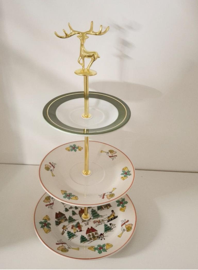 Etagère Porzellan Weihnachtsdekor